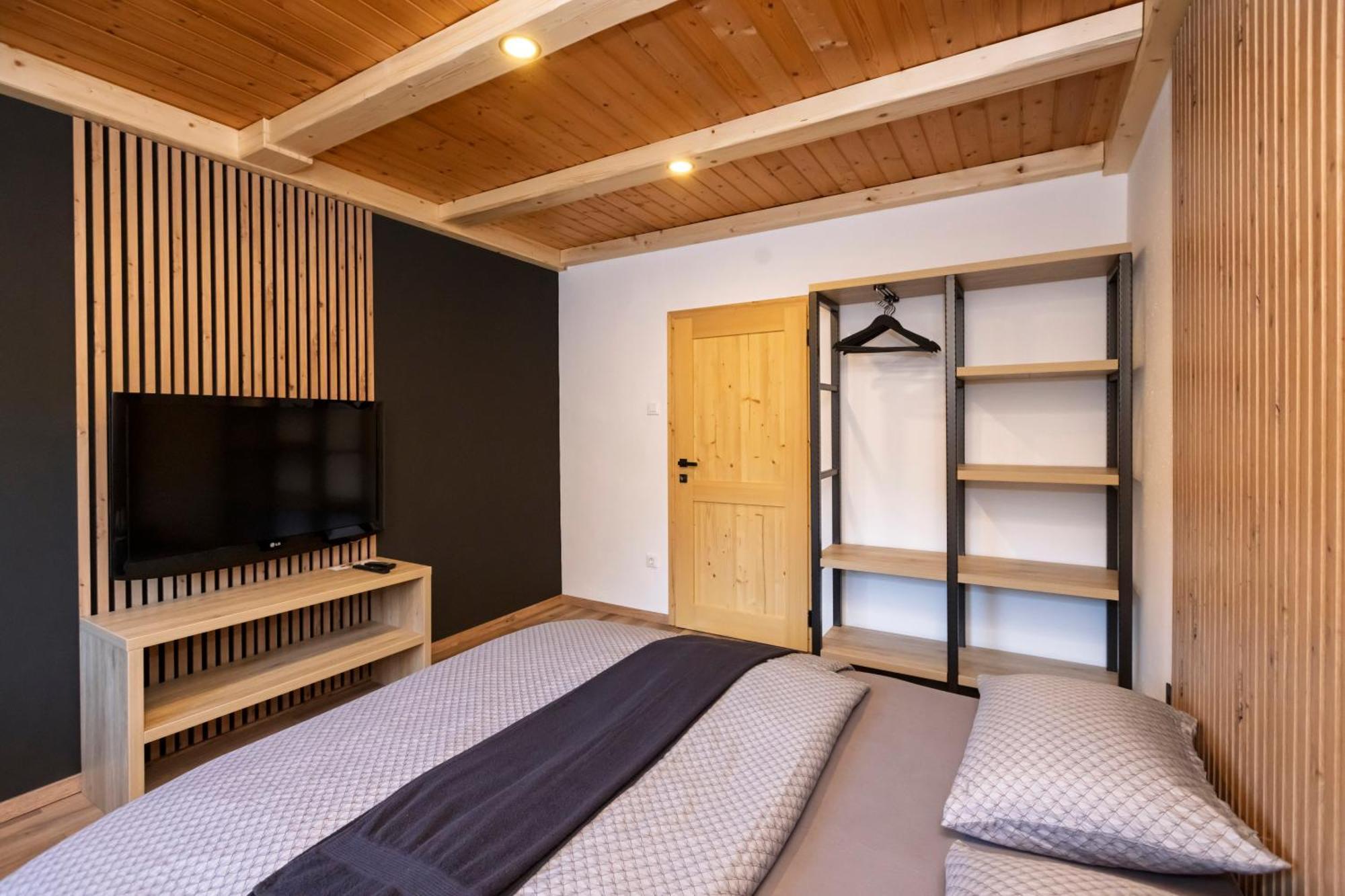 Apartments Alp Bohinj Pokoj fotografie