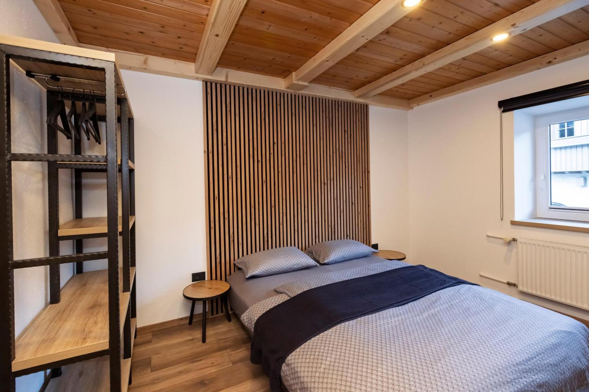 Apartments Alp Bohinj Pokoj fotografie